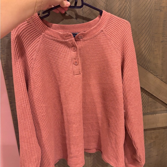 Women’s Old Navy Top - Picture 3 of 3